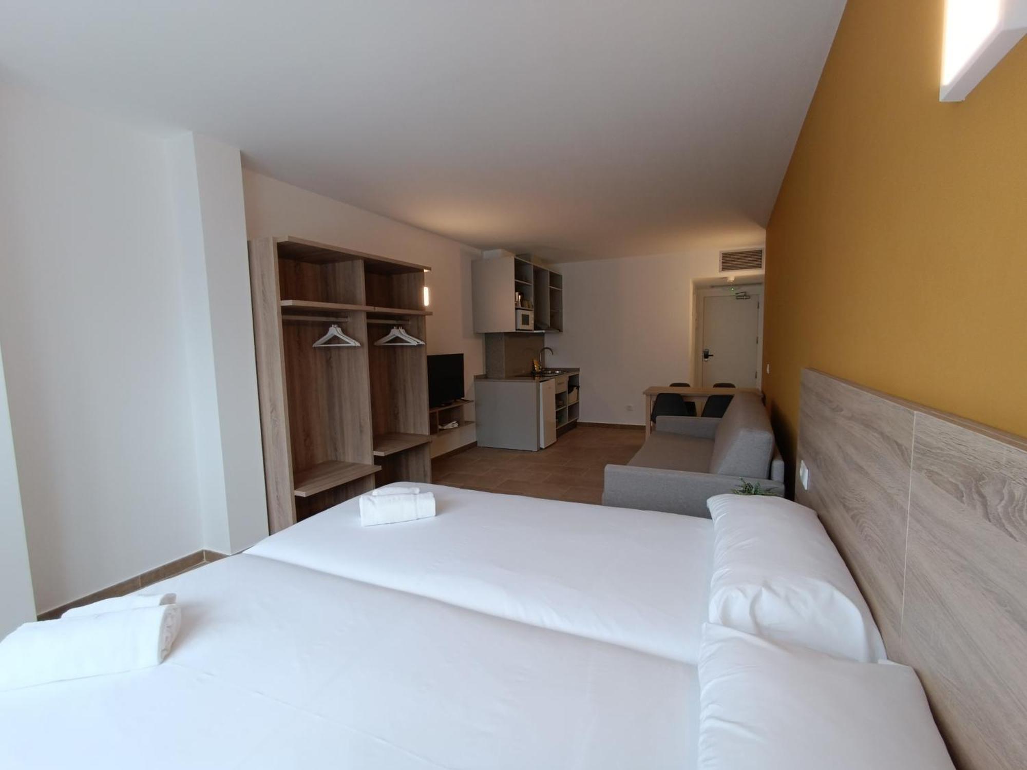 Apartamentos Turisticos Pontepedrina By Bossh! Hotels Santiago de Compostela Exterior photo